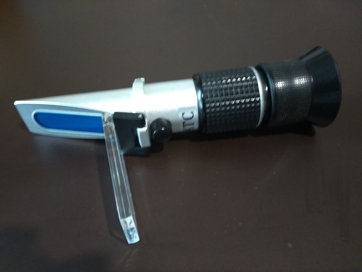 ATC Refractometer for honey review and manual (brix,bé,water)